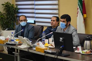 محمد آخوندی:  مشکلات با پشت میز نشینی حل نمی شود / بودجه بندی باید براساس واقعیات باشد